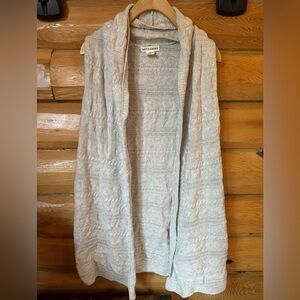 Artisan NY Women's Cream Cardigan Vest